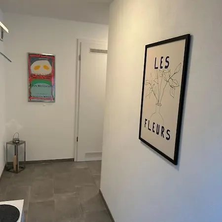 Charmante Einliegerwohnung Im Gruenen Katzwang 公寓 *