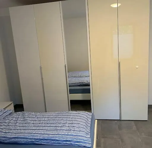 Charmante Einliegerwohnung Im Gruenen Katzwang Daire *